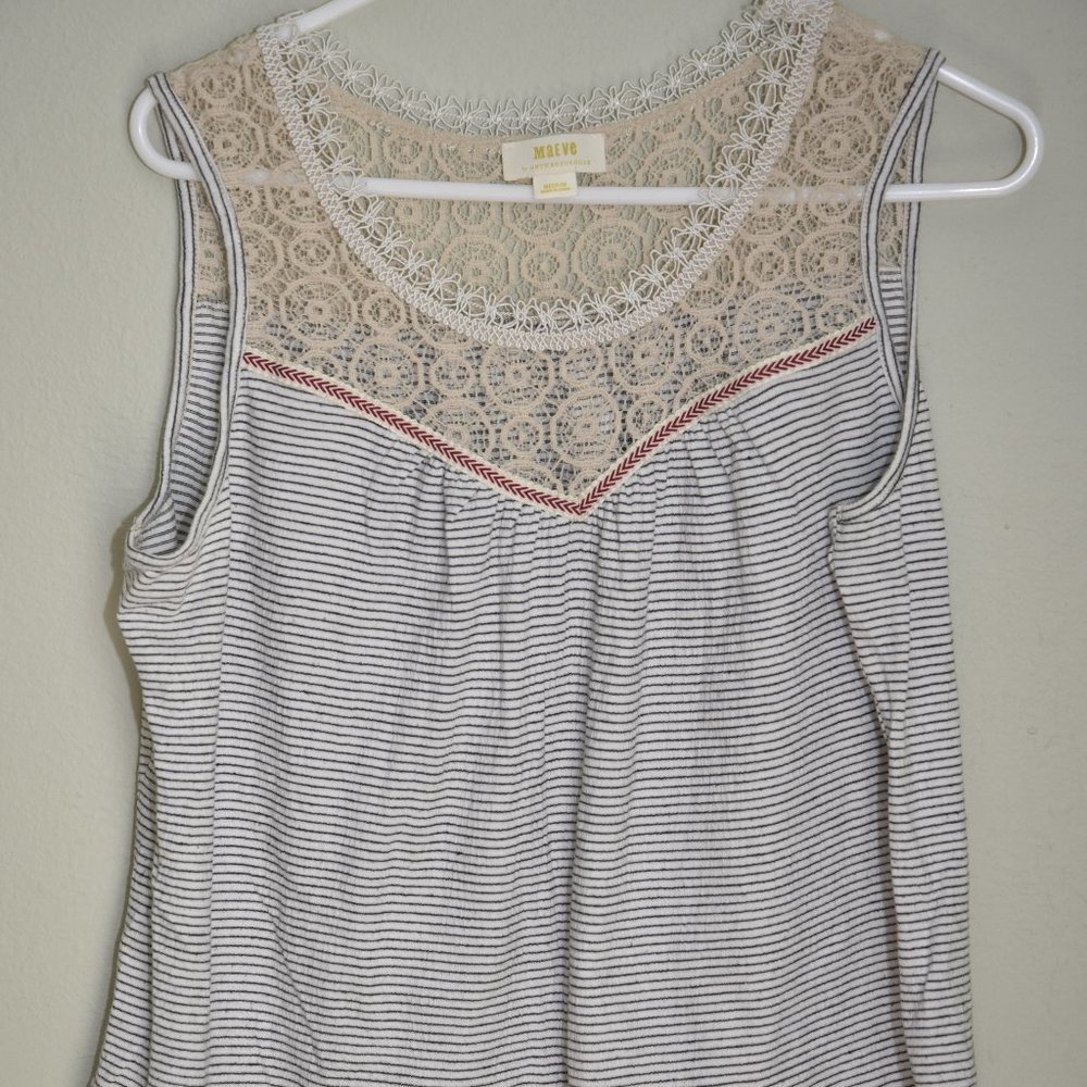 Sleeveless stripe top